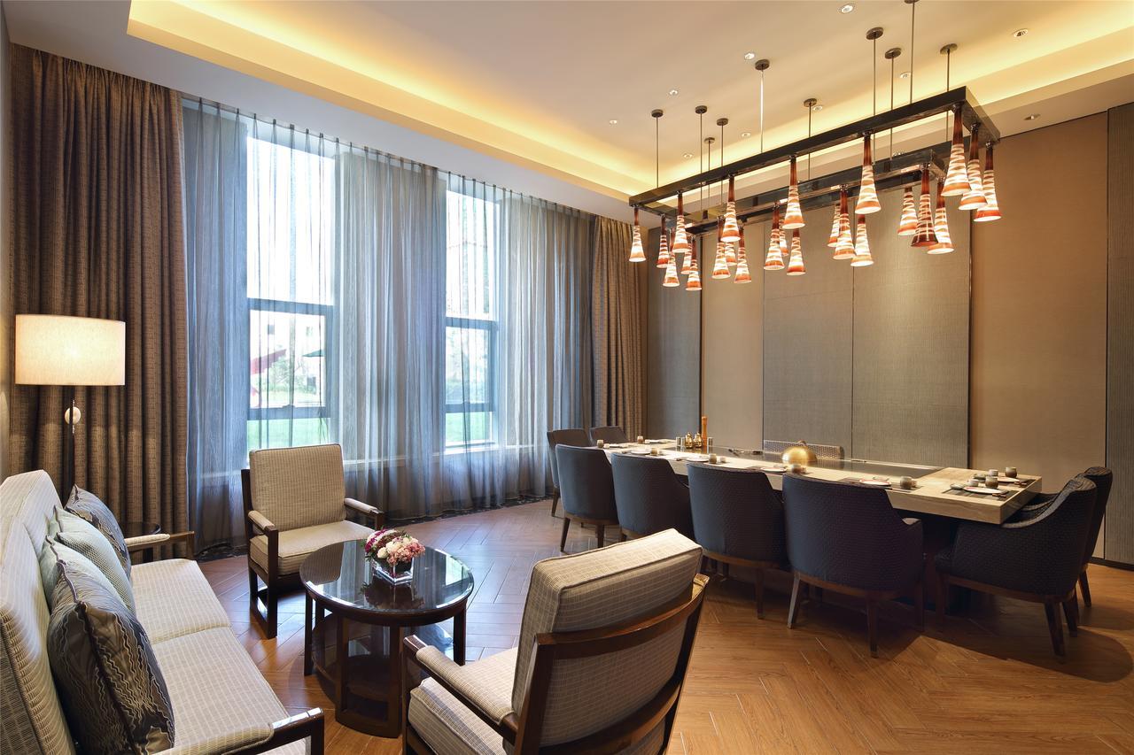 Wanda Realm Siping Hotel Exterior photo